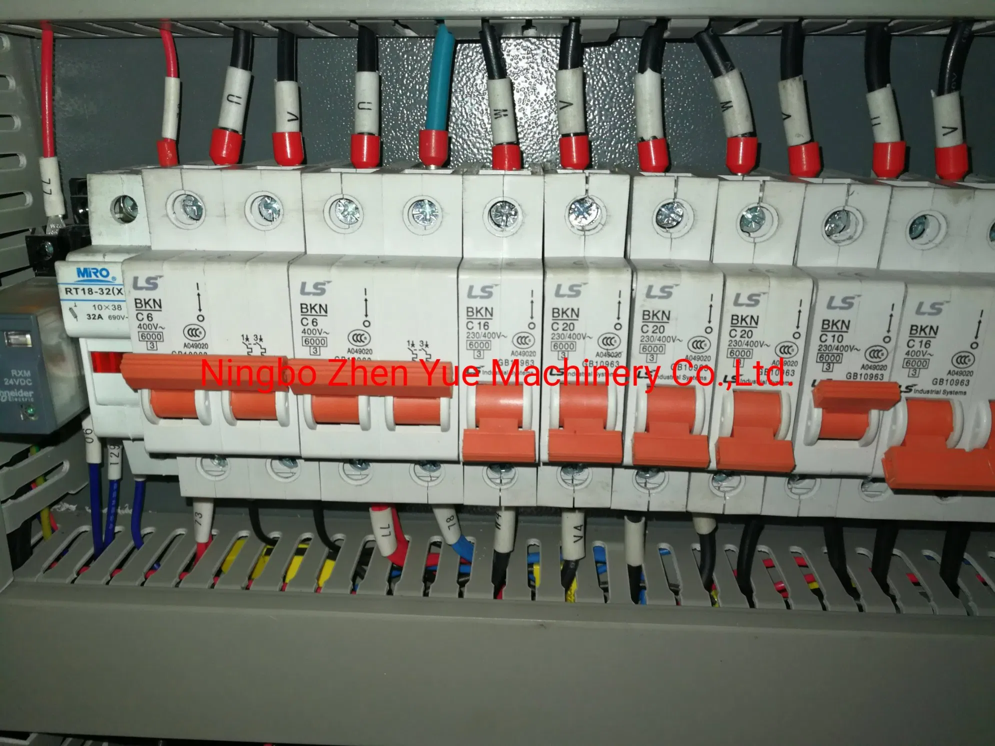 110ton Injection Molding Machine, Stable Quality, Competitive Cost, Save Energy, High Quality, Reasonable Price, New, 150grams