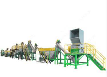 What is plastic machinery