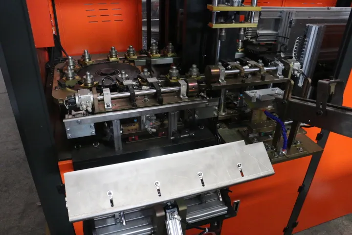2L Automatic Making Machine for Pet Bottles