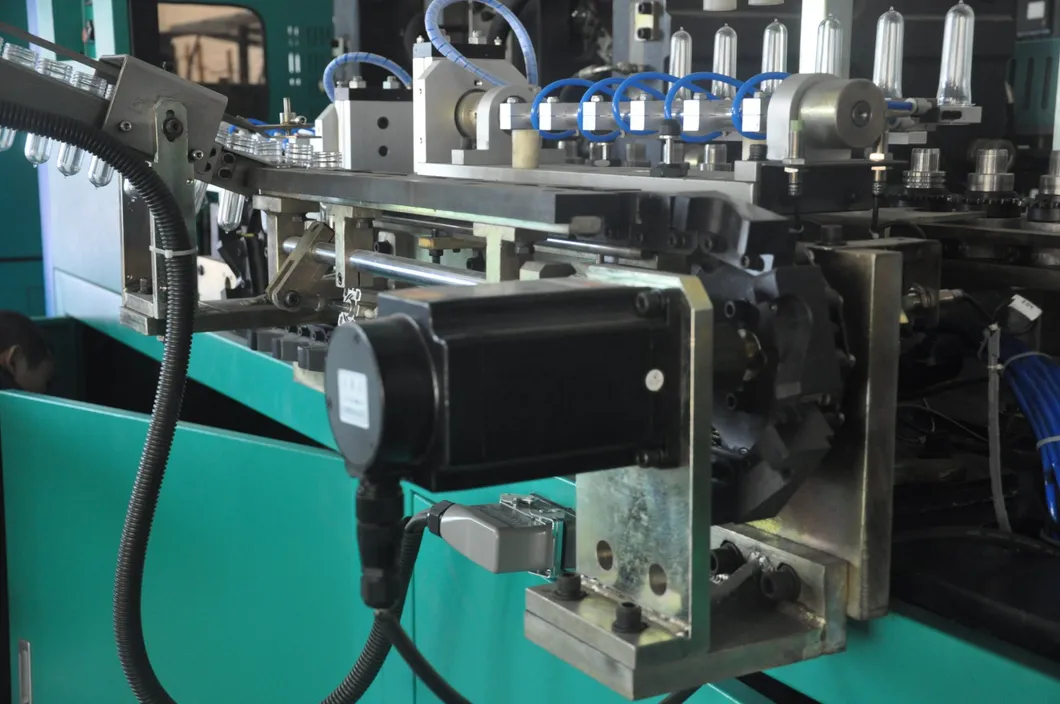 6000b/H 500ml Auto Blow Mold Bottle Machine