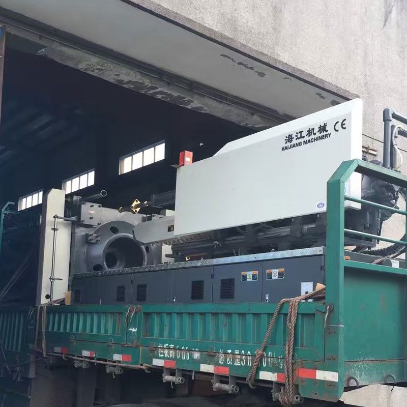 Big Horizontal Computerized Servo Motor Plastic Injection Molding Machine Price