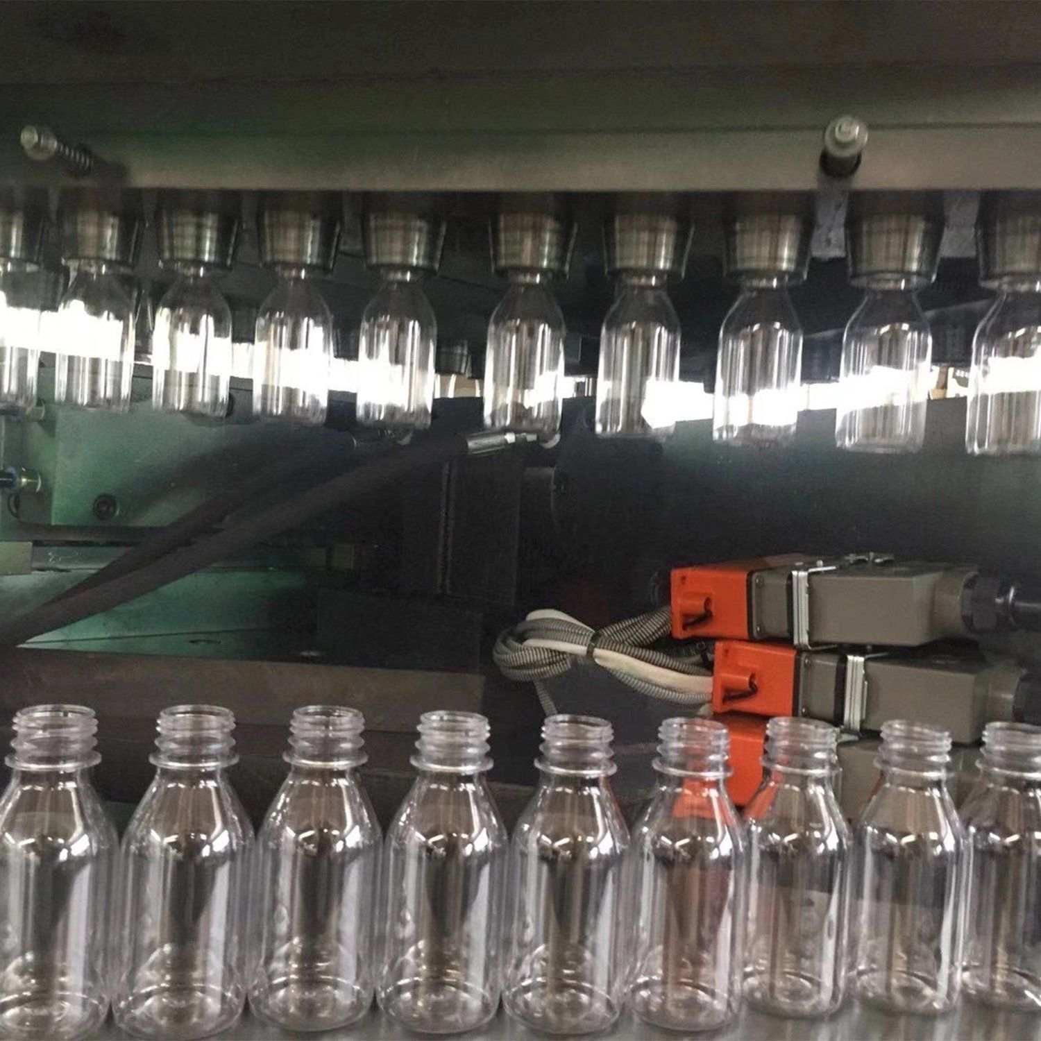 China Blow Moulding Machine, Expert Manufacturer of Plastic Bottle Making Machine, Pet Bottle Making Machine