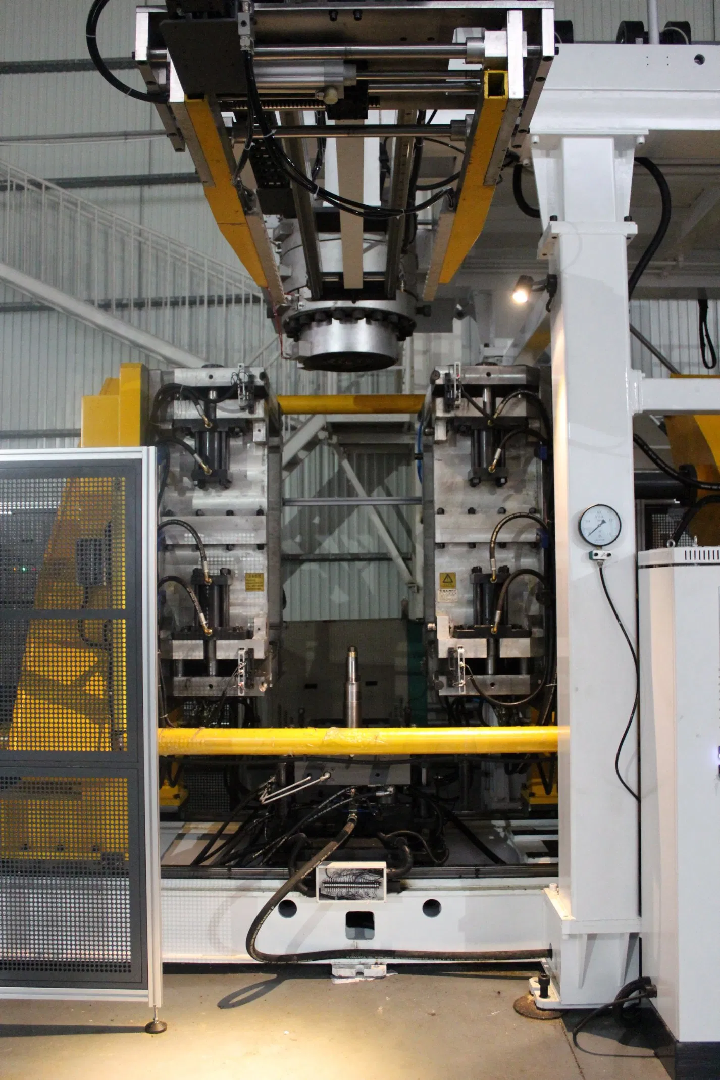 Full Automatic Apollo 200L Double L-Rings Drum Blow Molding Machine