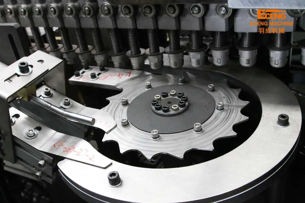 K4 Full-Auto Plastic Pet Blow Moulding Machine Blowing Machine Mold Locking Uniform