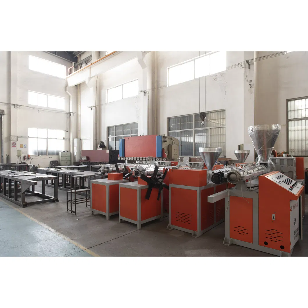 Painting Bucket Plastic Injection Molding Machine Hxm630 G/ Cycle Time 20-25s