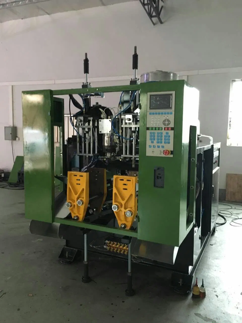 Plastic Blow Extrusion Machine for PE Bottle